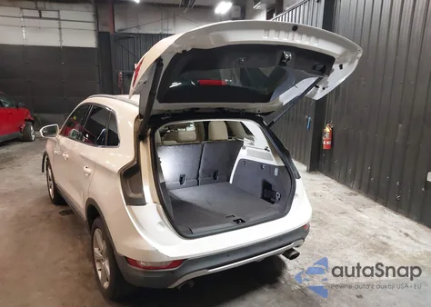 2018 Lincoln Mkc Premier z USA, uszkodzony, nr VIN 5LMCJ1D93JUL00210